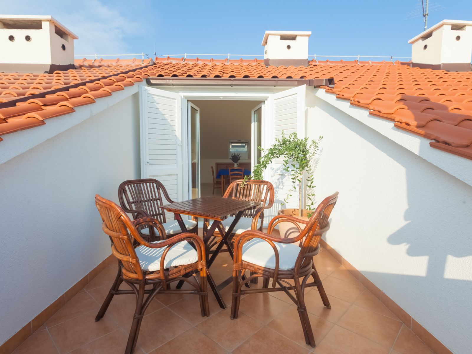 Tendencias para decorar tu terraza en Mallorca este 2024