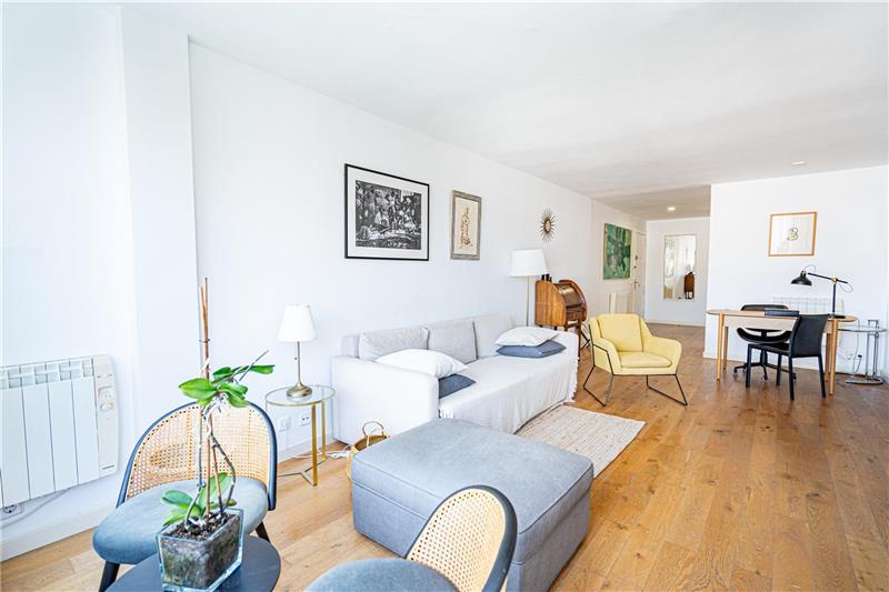 Zu vermieten. Wohnung mit spektakulärer Aussicht,